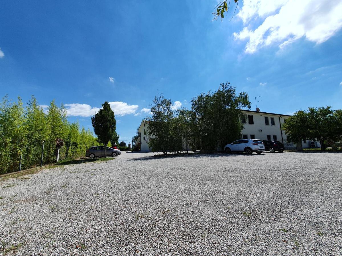 Agriturismo Il Cascinale Treviso Eksteriør billede